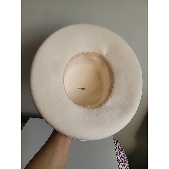 Vintage Jacqueline Ferrar Cream Wool Hat
